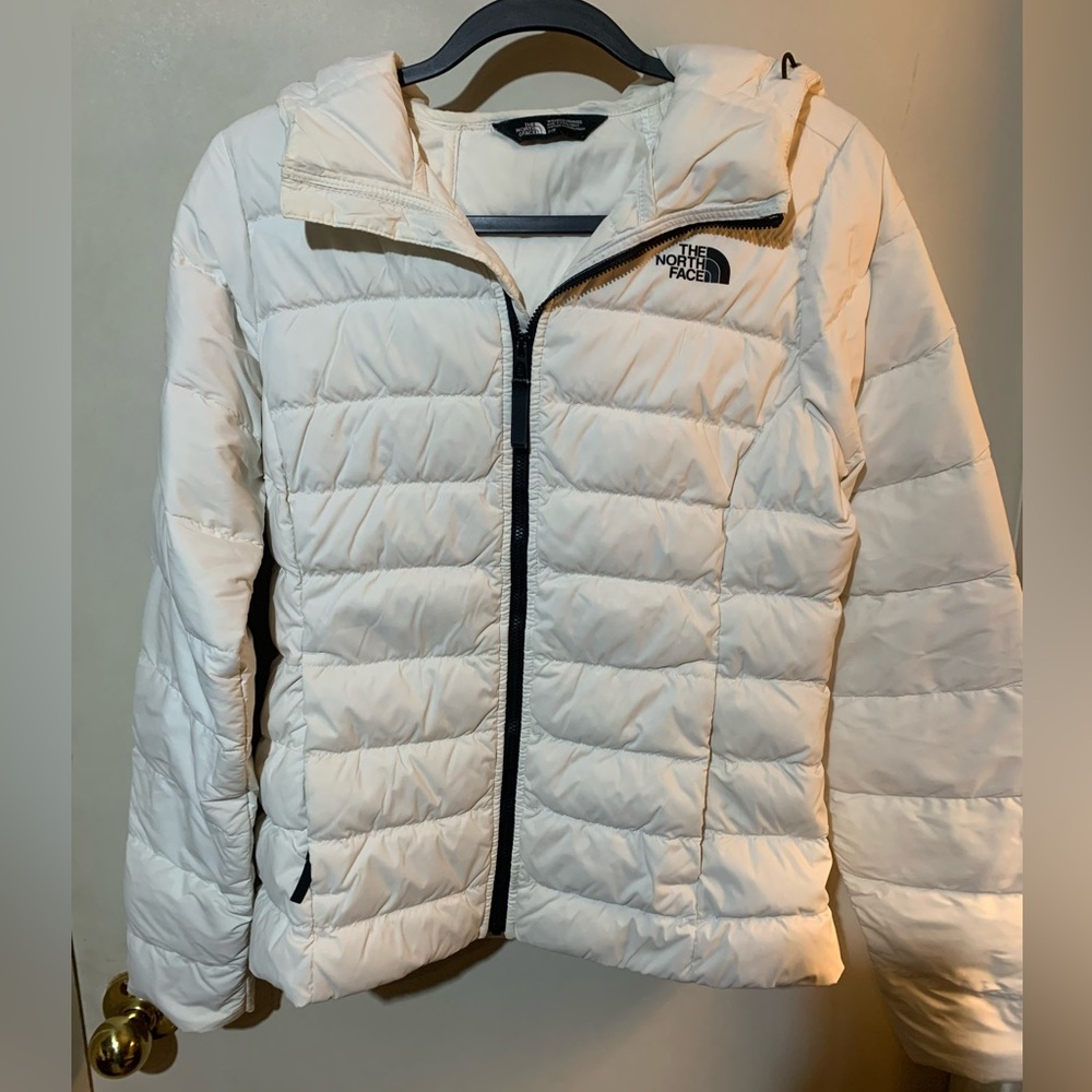 The North Face Women's 550 Cream White Hooded Puffer Jacket Size Small